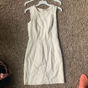 Elegant Cream Sleeveless Banana Republic Dress